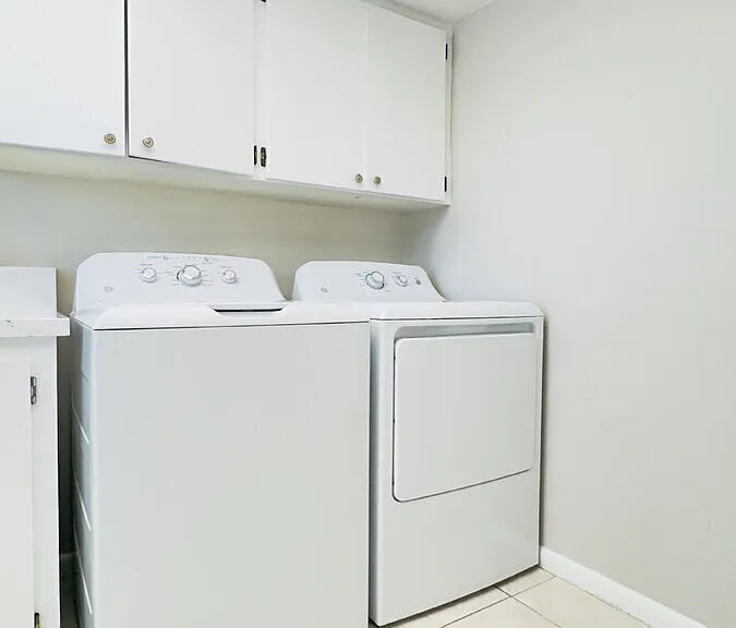3619 SE 9th Pl #3 — Photo 32