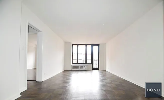 Rented by Bond New York | media 1