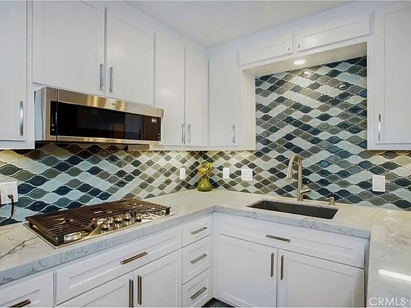 4th image of 2559 Rimcrest Rd