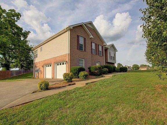 2nd image of 3493 Clover Hill Dr