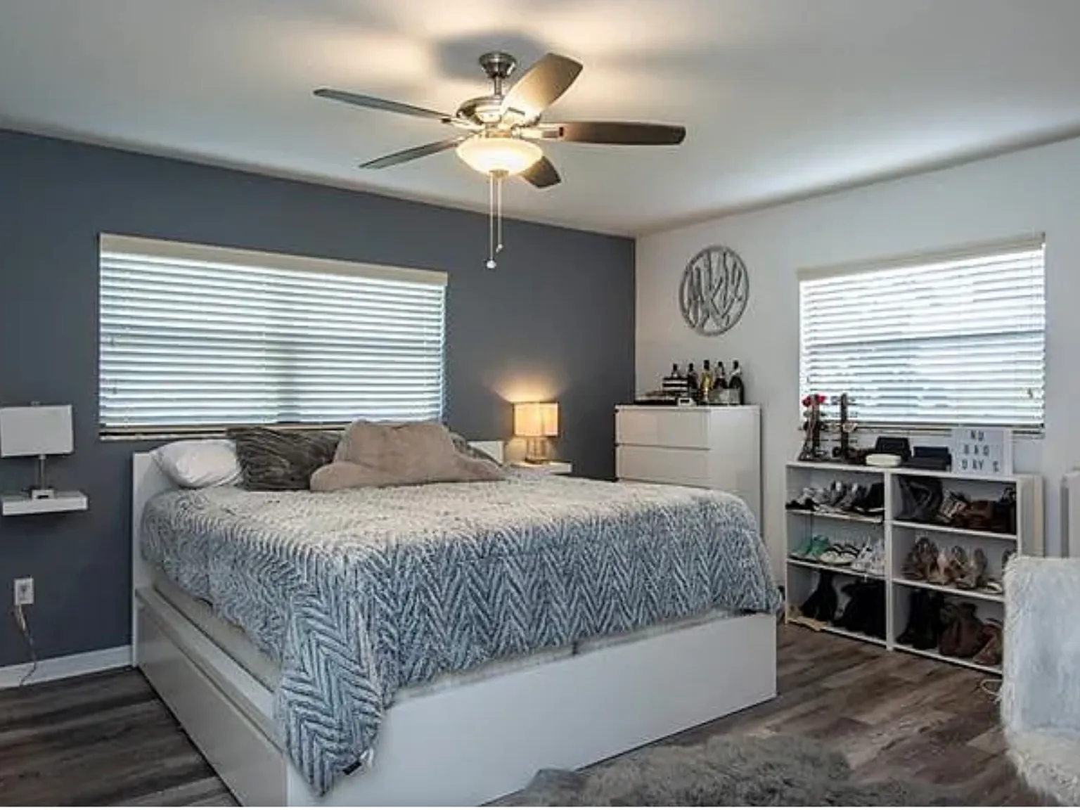 2 bed, 1160 sqft, $2,700 — Photo 3