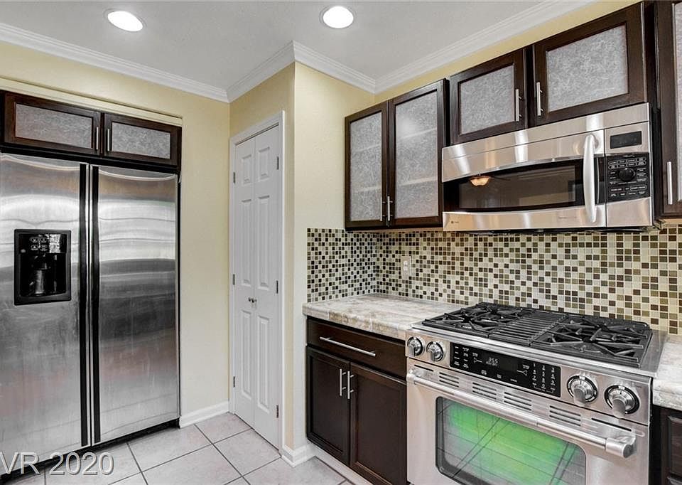 1st image of 3880 Cirrus Ave