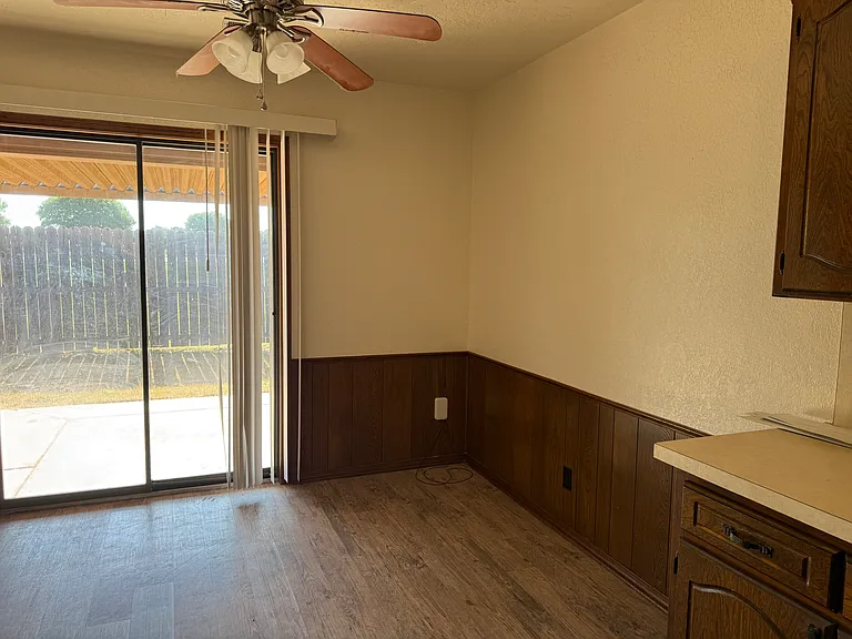 115 Jill Way #115 — Photo 11