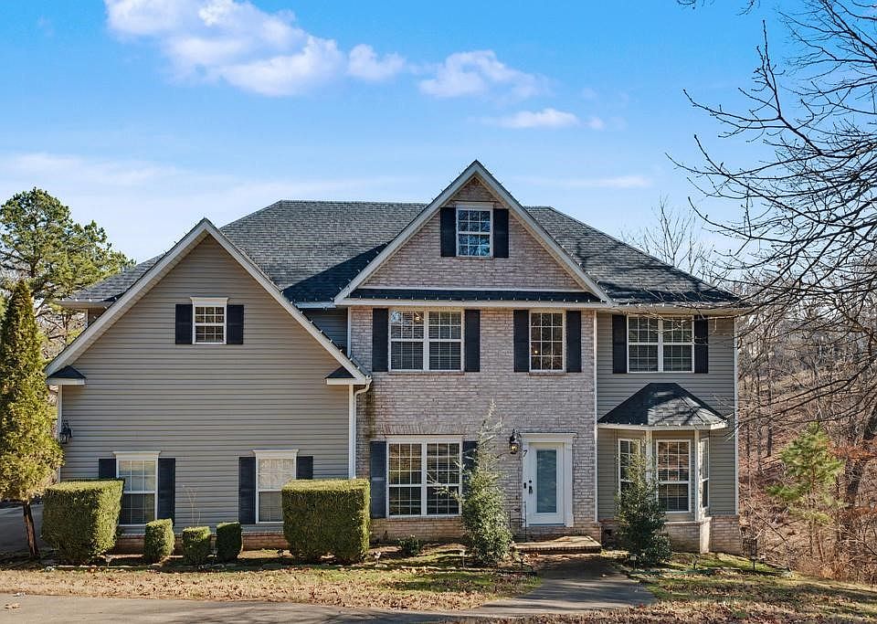 1st image of 7 Torreyhill Rd