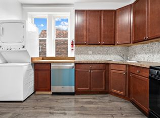 1532 N Harding Ave APT 2, Chicago, IL 60651