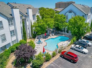 3213 Jade Ct APT 301, Virginia Beach, VA 23451