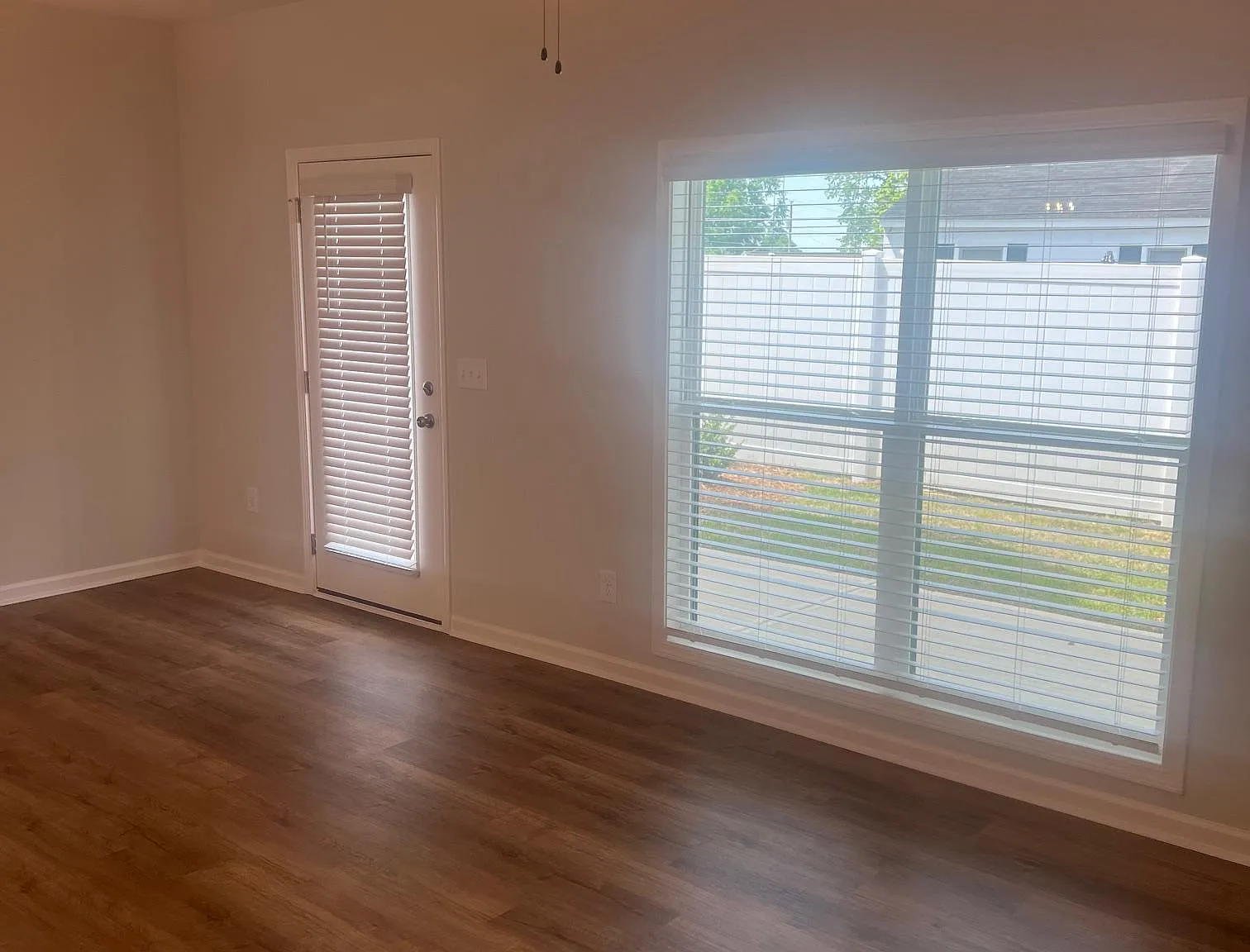16 S Lenny Dr — Photo 3