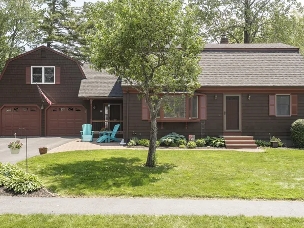 88 Greenwood Lane, Portland, ME 04103