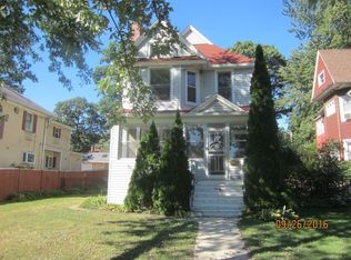 10052 S Prospect Ave, Chicago, IL 60643