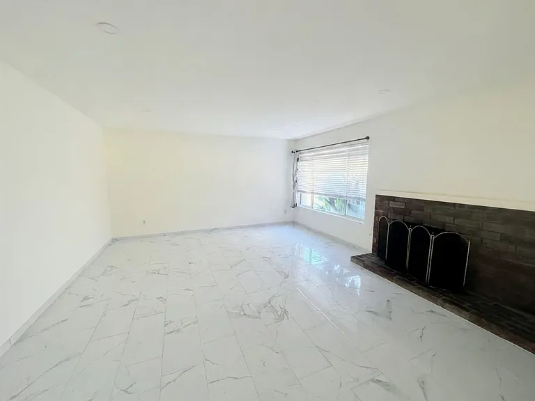 758 E Cypress Ave — Photo 4