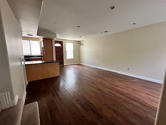 2nd image of 1159 Melrose Ave APT 103
