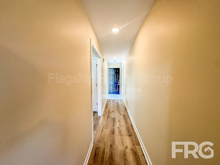 5180 Deveron St #B — Photo 6