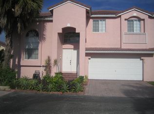 8105 SW 157th Ct, Miami, FL 33193