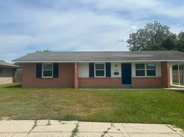 1840 River Oaks Dr, New Orleans, LA 70131