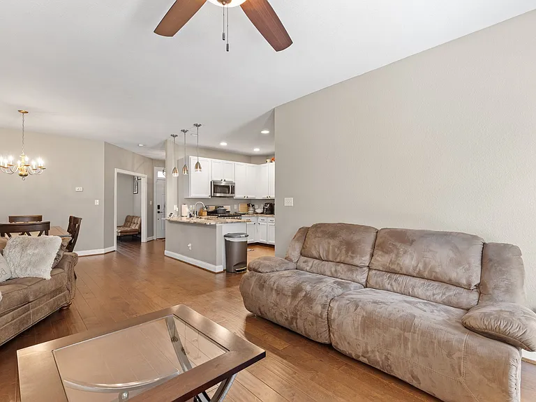 4581 Totteridge Ln — Photo 12