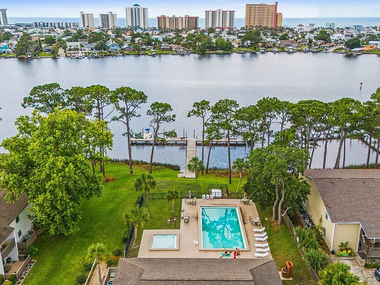 6901 N Lagoon Dr #1 — Photo 42