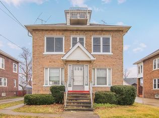 2208 Warren Rd, Lakewood, OH 44107