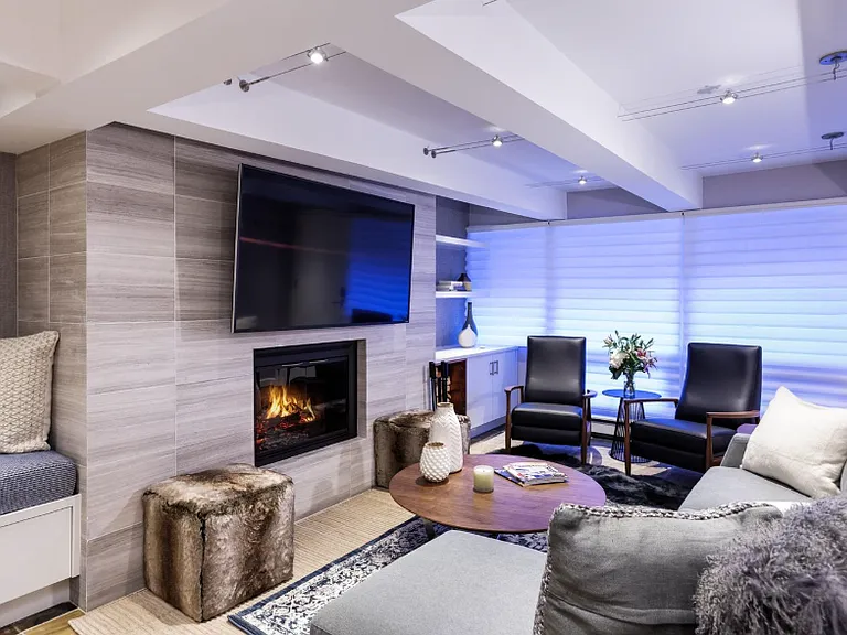 124 W Hyman Ave #2E — Photo 8