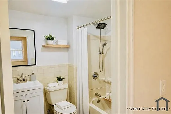 470 Wood Ave #2R — Photo 8