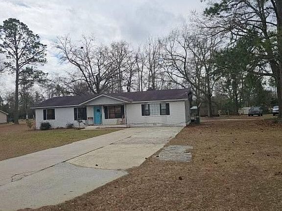 5th image of 903 Pinehill Rd