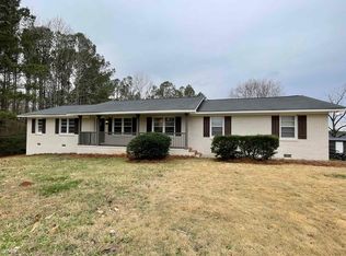 8705 Forrest Rd, Grantville, GA 30220