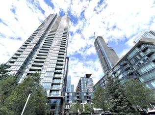 15 Fort York Blvd #605, Toronto, ON M5V 3Y4