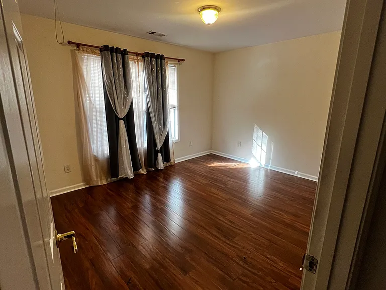 485 Villa Place Ct — Photo 21