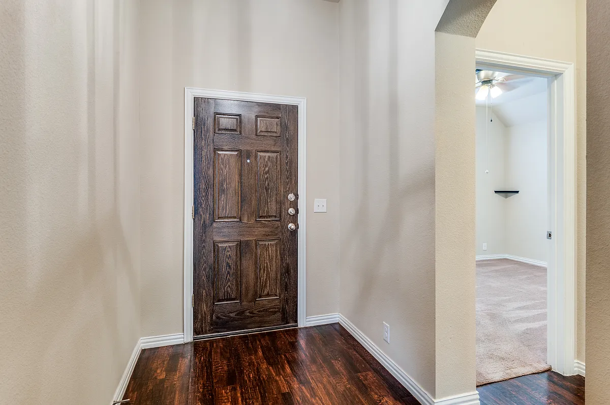 Building Photo - 4920 Lemon Grove Dr
