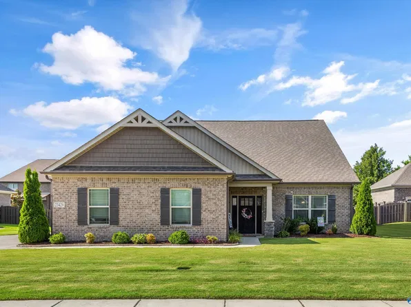 23429 Lionheart Dr, Athens, AL 35613