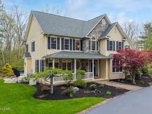 105 Sandwedge Dr, Mountain Top, PA 18707