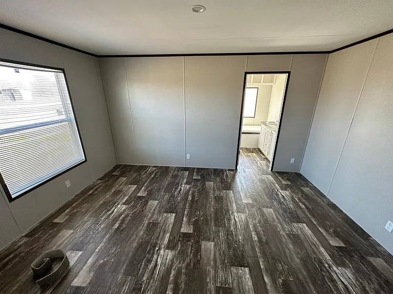 4781 FM 2874 — Photo 5