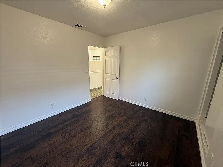 834 Shana Ct — Photo 23