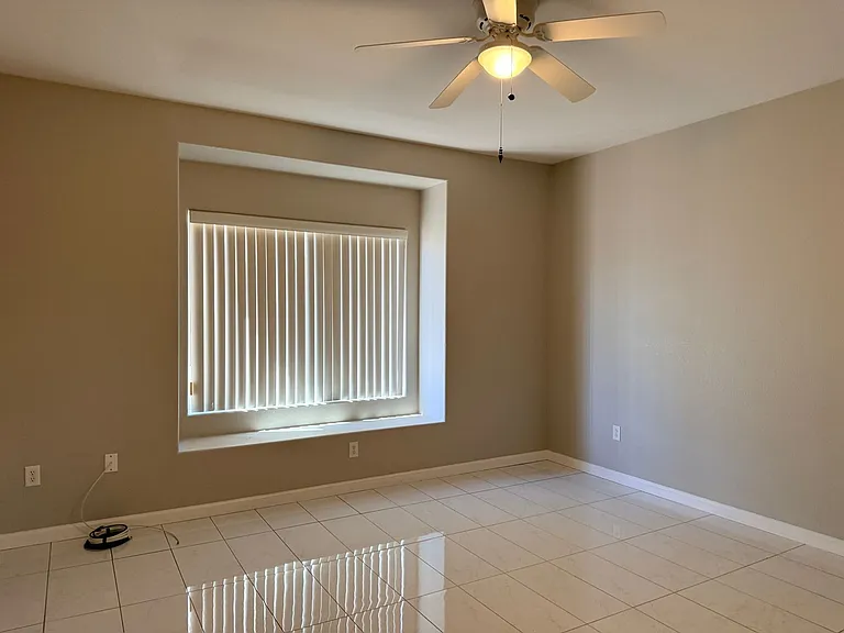 2503 Libretto Ave — Photo 10