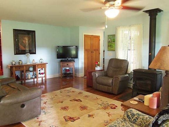 4th image of 4814 N Boyer Rd
