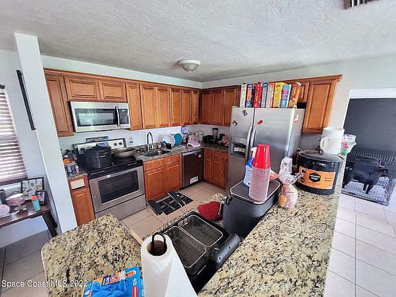 5th image of 2120 Leewood Blvd