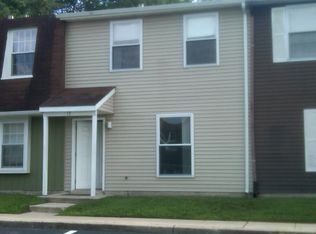 13 Beau Rivage Dr, Glassboro, NJ 08028