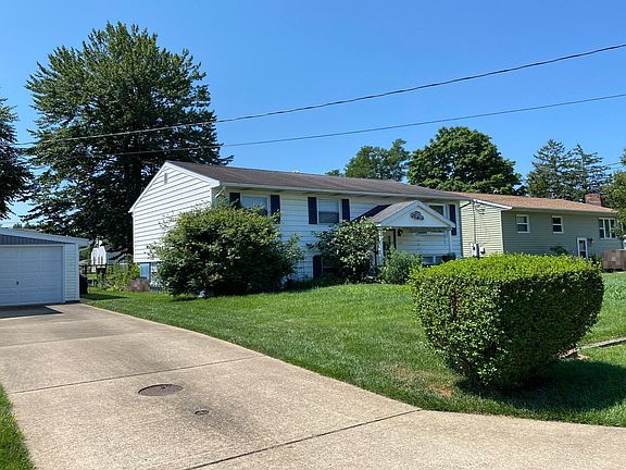 3rd image of 131 Sharon St