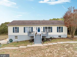 10346 Groves Farm Rd, Midland, VA 22728