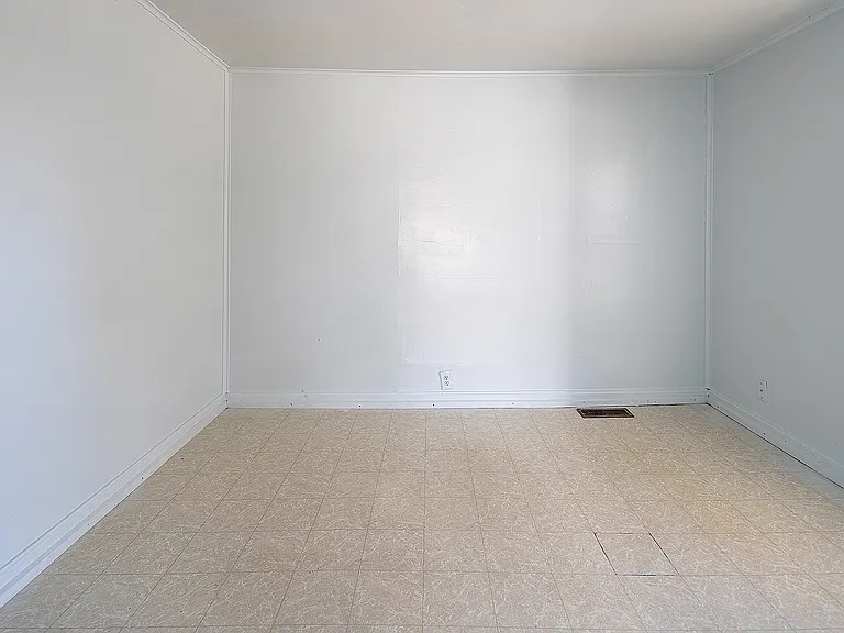 515 W Davidson Ave — Photo 7