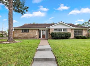 4135 Levonshire Dr, Houston, TX 77025