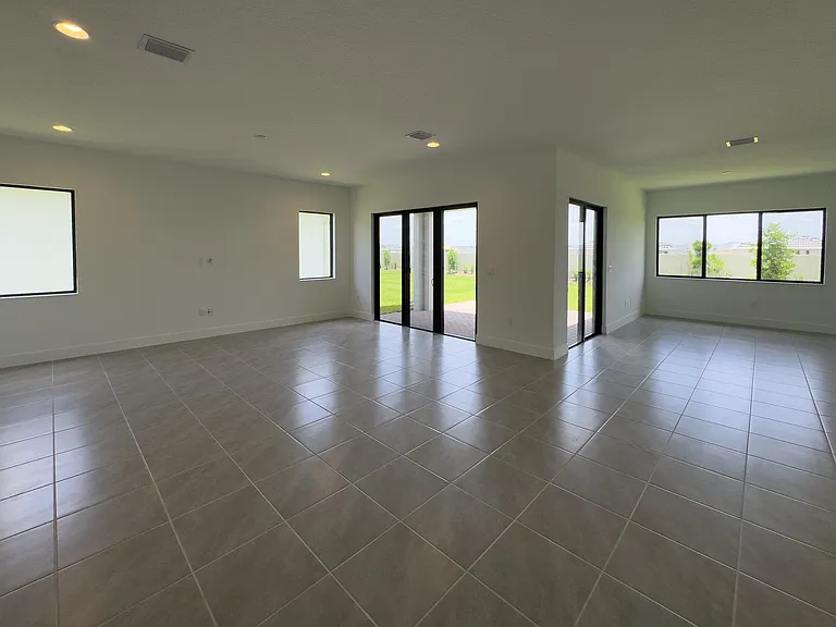 5286 Nevola Ave — Photo 4