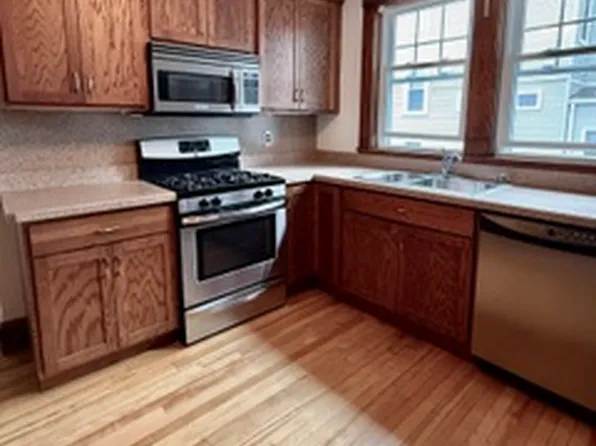 15 Grant St #1, Needham, MA 02492
