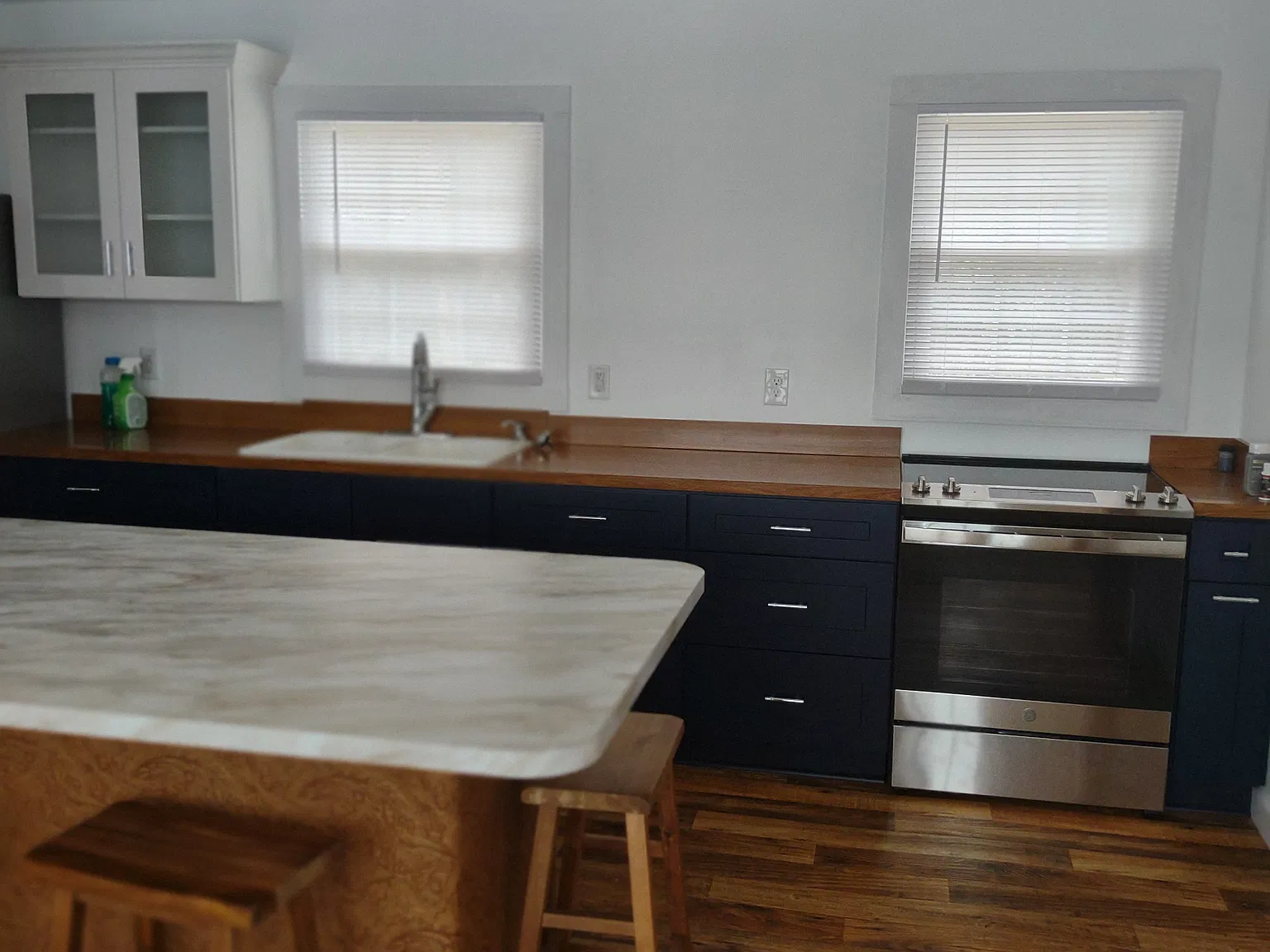2 bed, 936 sqft, $1,500 — Photo 3