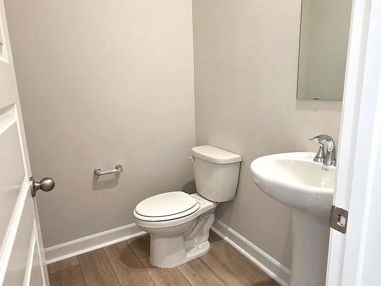 541 Cozy Bluff Rd — Photo 23