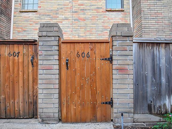 4th image of 9850 Pagewood Ln APT 606