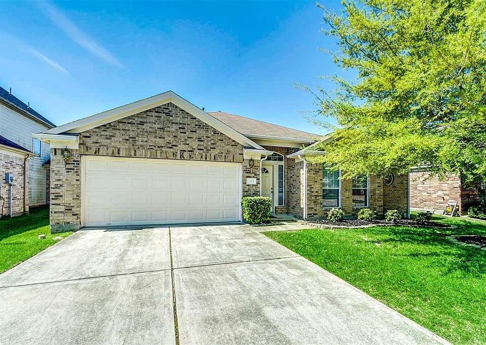 1st image of 2915 Auburn Falls Ln