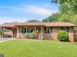 1277 Abrams Rd SE, Silver Creek, GA 30173