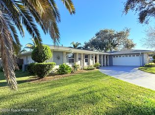 653 Roberts Ln NE, Palm Bay, FL 32905