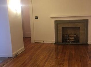 2209 Ridge Ave #4, Evanston, IL 60201