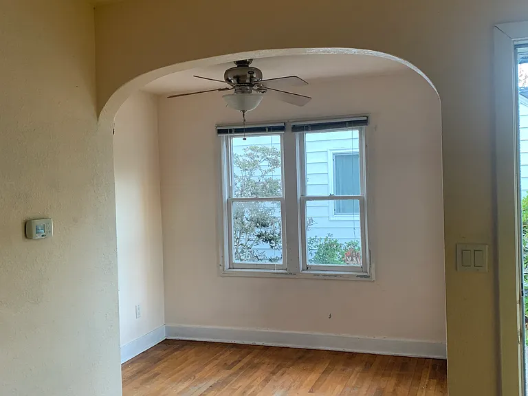 527 NW 15th St — Photo 18